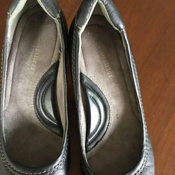 Naturalizer N5 Comfort Lisha Navy Dark Blue Leather Heels Pumps Shoes Sz  7.5M - Picture 7 of 11